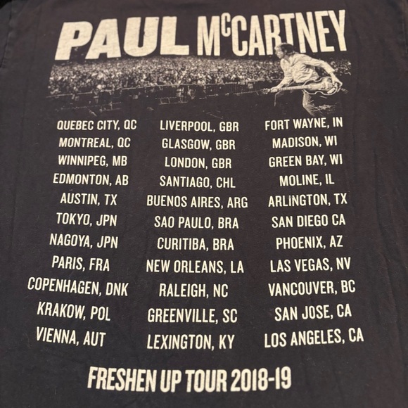 Paul McCartney Freshen Up Tour 2018–19 Black Concert T-Shirt - Picture 7 of 7